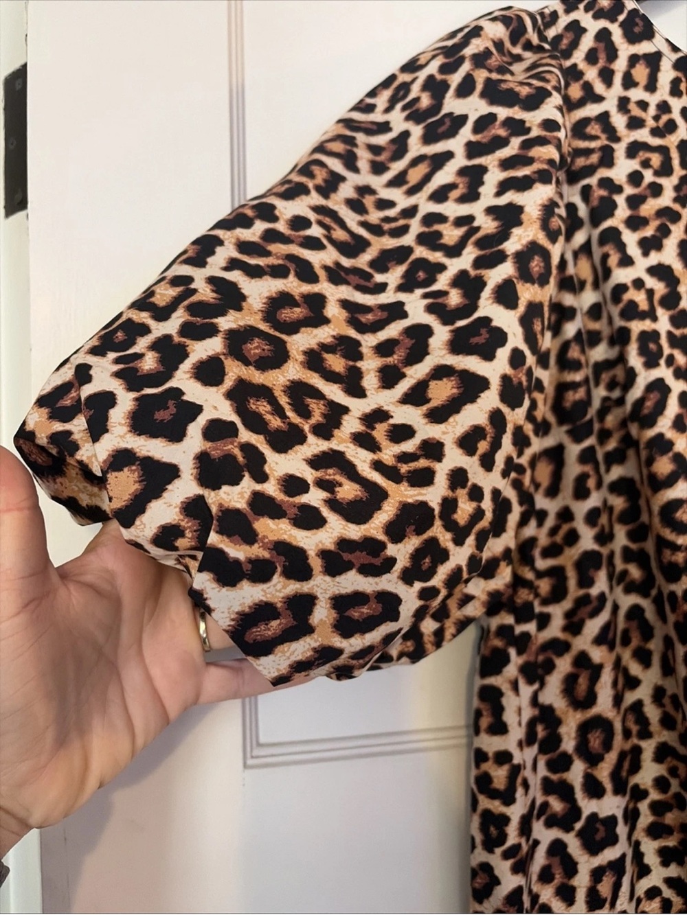 H&M Leopard Print Puff Sleeve Dress - Beige & Brown - Picture 3 of 5